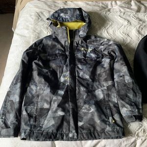 Boys Columbia Interchangeable jacket with fleece liner and removable hood